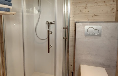 freiRAUM Tiny House Dusche und WC